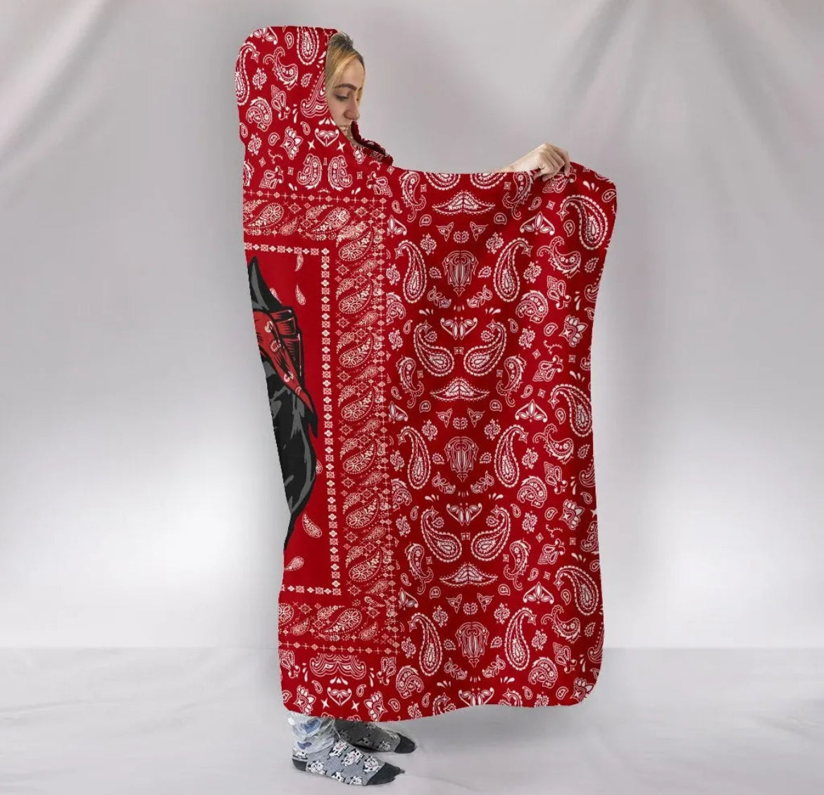 Red Bandana Pitbull Hooded Blanket – Bold Paisley Print